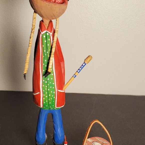 Folk Art Wood Hand Carved Native Drummer Figure Edward W, Cachucha 793 , 10" H - Picture 5 of 16